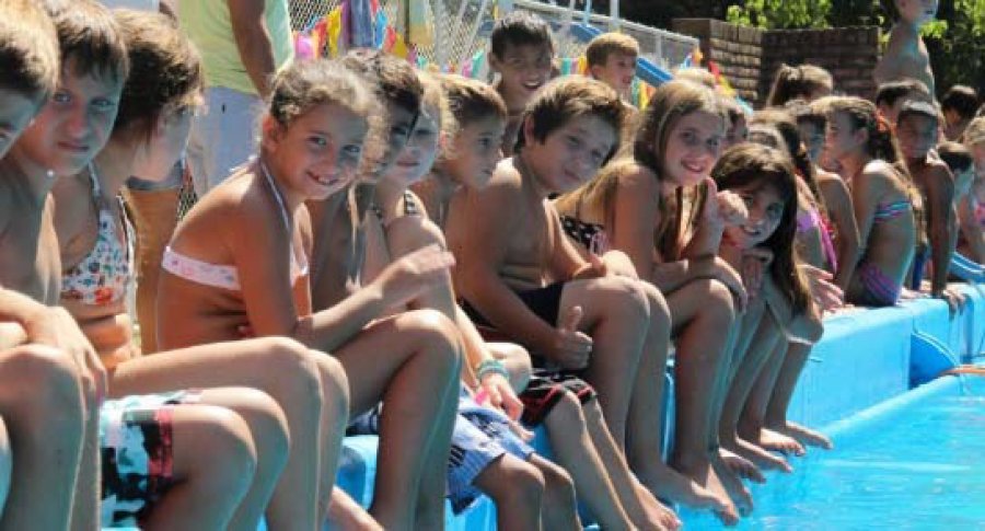 FOTO SEC. COM.SOC.// ACTIVIDADES ACUATICAS./ Son las principales para la temporada.