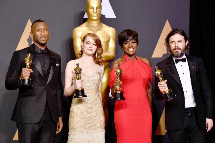 FOTO AFP-NA GANADORES./ Mahershala Ali, Emma Stone, Viola Davis y Casey Affleck.