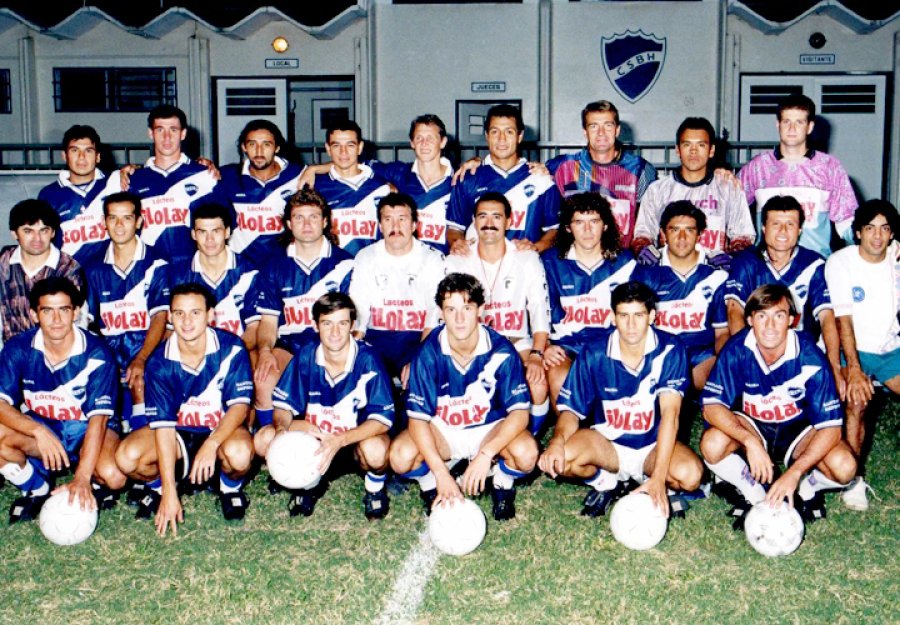 FOTO PRENSA BH INOLVIDABLE. El plantel de Ben Hur que se consagr&oacute; campe&oacute;n del Torneo del Interior 1996/97.