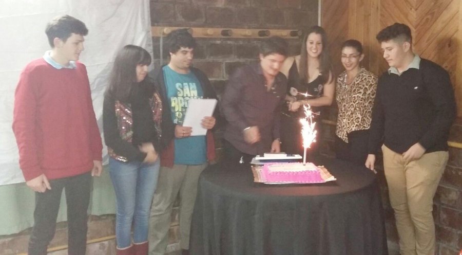 FOTO RTRO ANIVERSARIO./ Los j&oacute;venes de Rotaract Club Rafaela Oeste celebraron su primer a&ntilde;o.