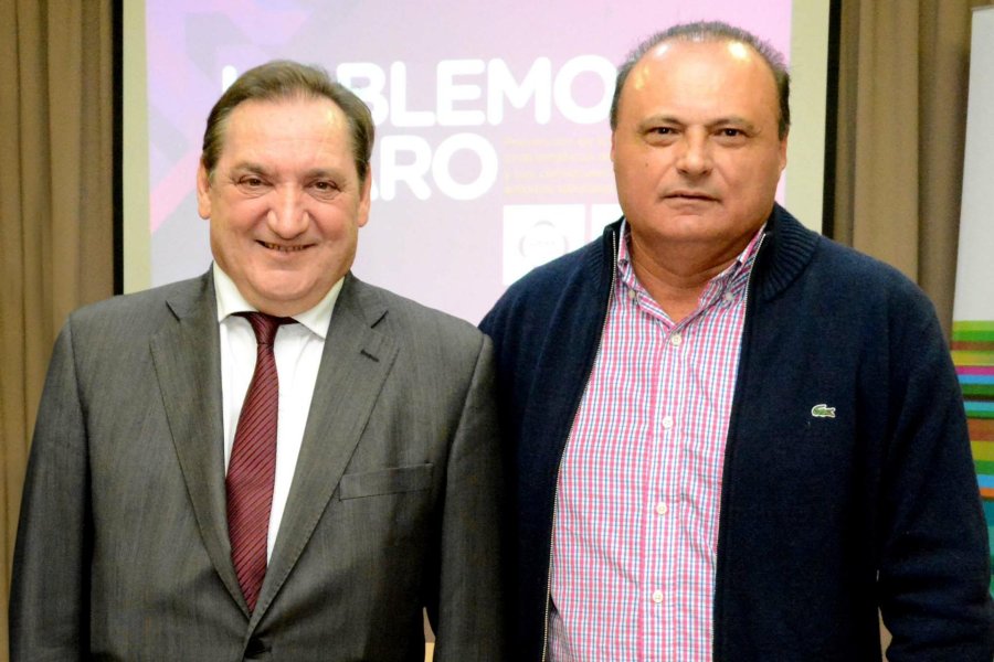 FOTO PRENSA UOM PRESENCIAS. Genesini junto a Oesquer en el SEOM.