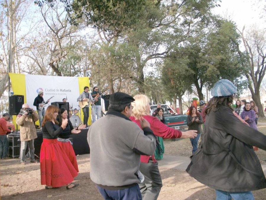 FIESTA. Ser&aacute; desde las 15. FOTO ARCHIVO