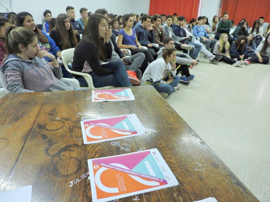 FOTO SCP// JOVENES./ Volvieron a aceptar masivamente la convocatoria.