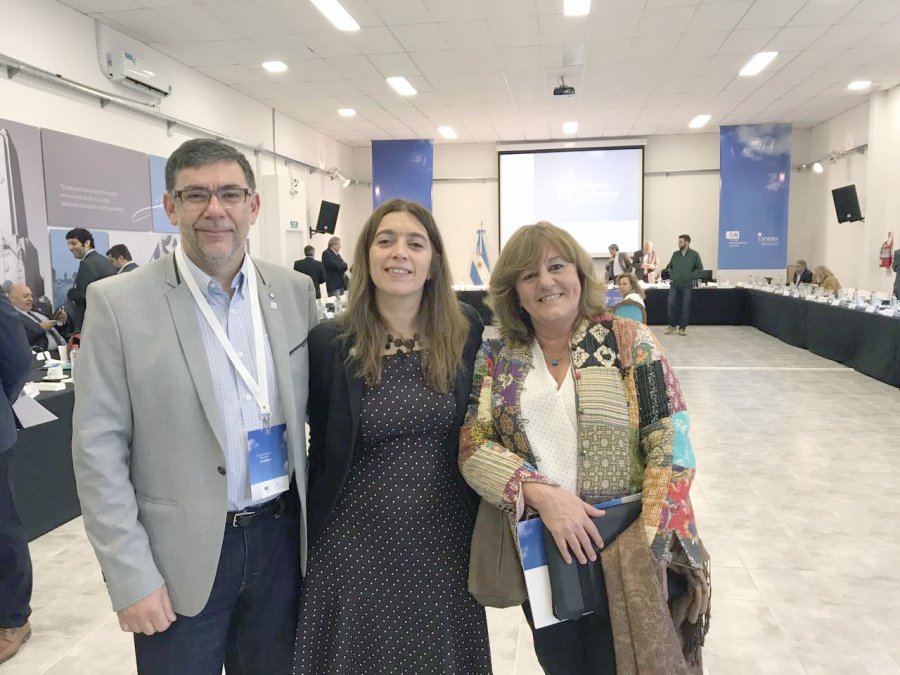 FOTO COMUNICACION UNRAF// PLENARIO./  Rub&eacute;n Asc&uacute;a, Danya Tavela y Rosario Cristiani en el  encuentro de la v&iacute;spera.