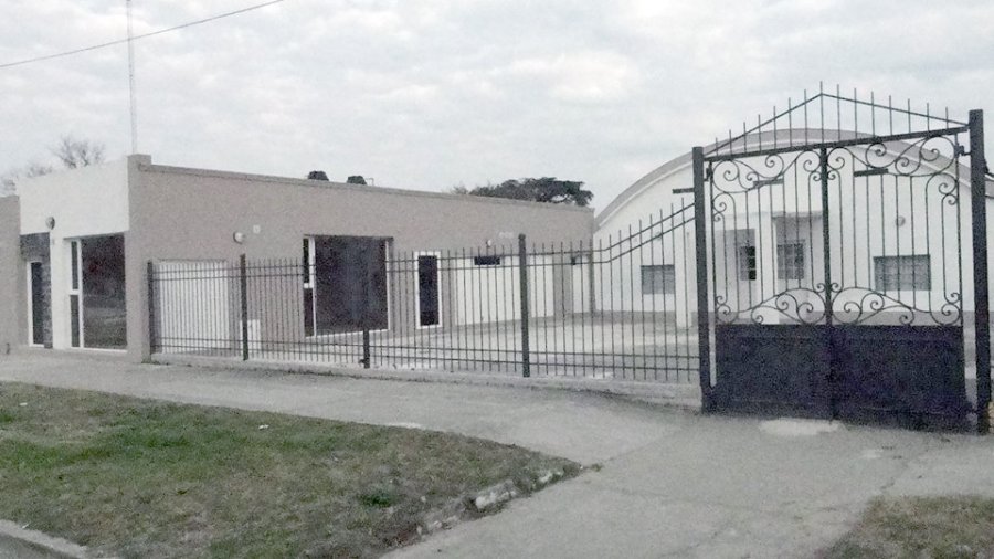 FOTO J. BARRERA SEDE DE LOS VIAJANTES. Se encuentra sobre calle Bol&iacute;var, a metros de la ruta 34.