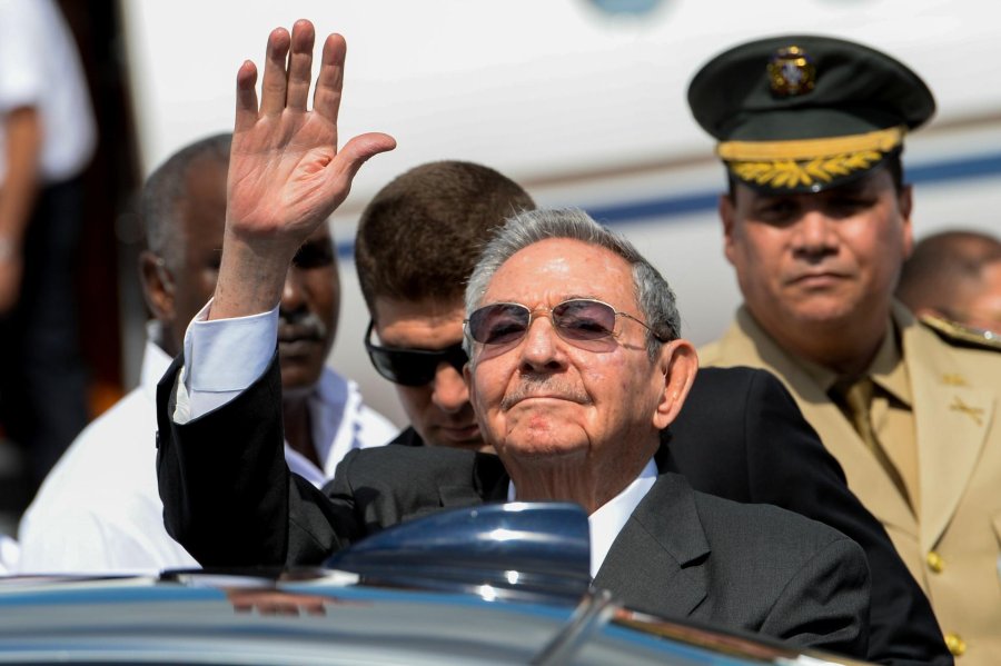 RAUL CASTRO. En abril elegir&aacute;n a su sucesor. FOTO ARCHIVO