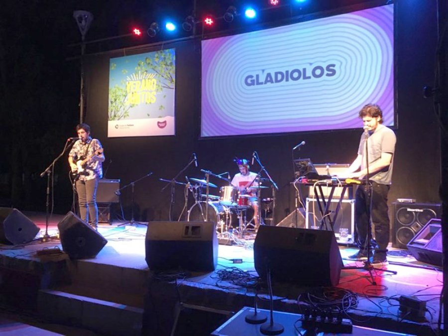 FOTO SCP// BANDAS./ Tres grupos animaron la noche del domingo.