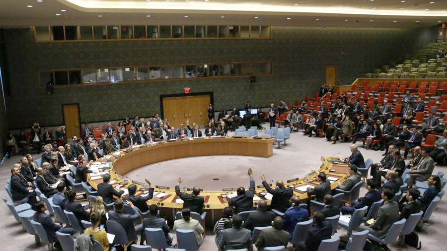 FOTO EFE DECISION. Los miembros del Consejo de Seguridad de las Naciones Unidas, reunidos durante este s&aacute;bado.