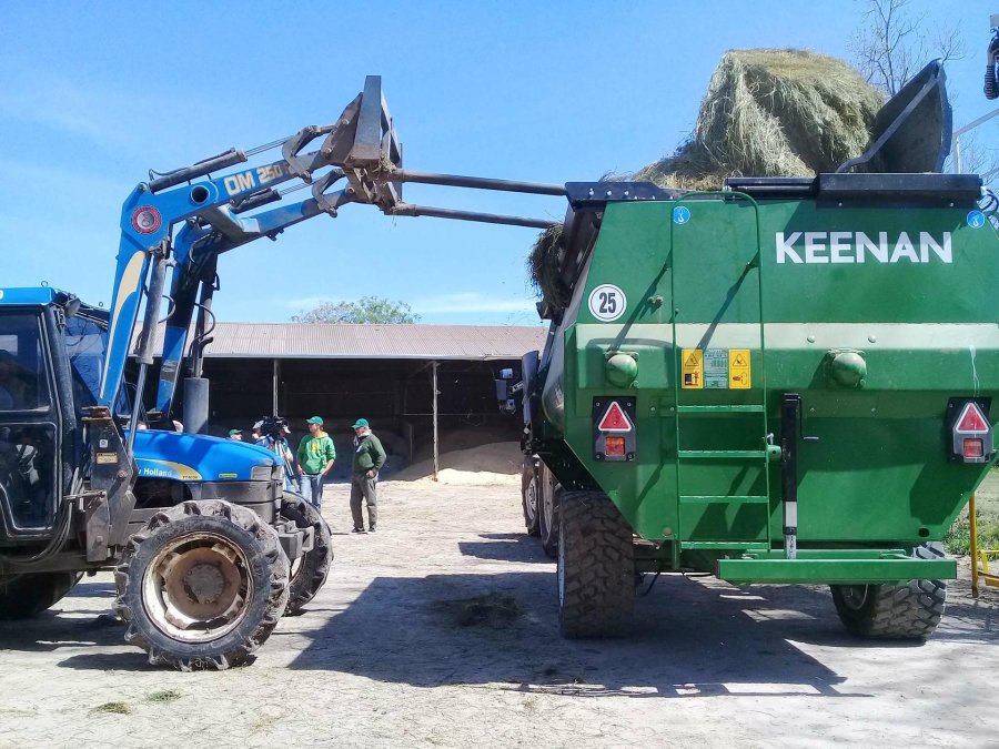 FOTO PRENSA KEENAN MIXER. La maquinaria para la alimentaci&oacute;n ganadera de precisi&oacute;n.