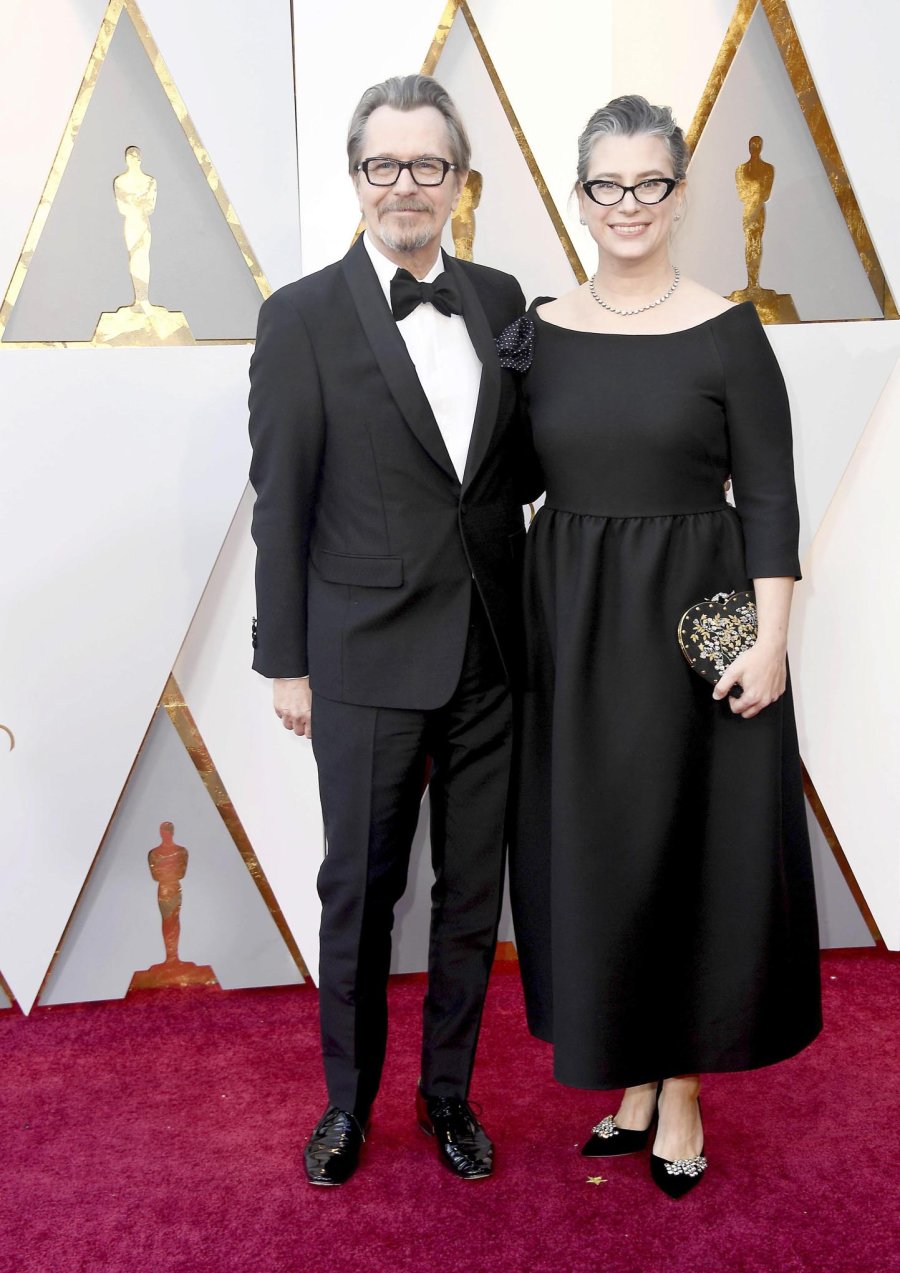 FOTO AFP-NA EN LA PASARELA./ Gary Oldman y Gisele Schmidt.