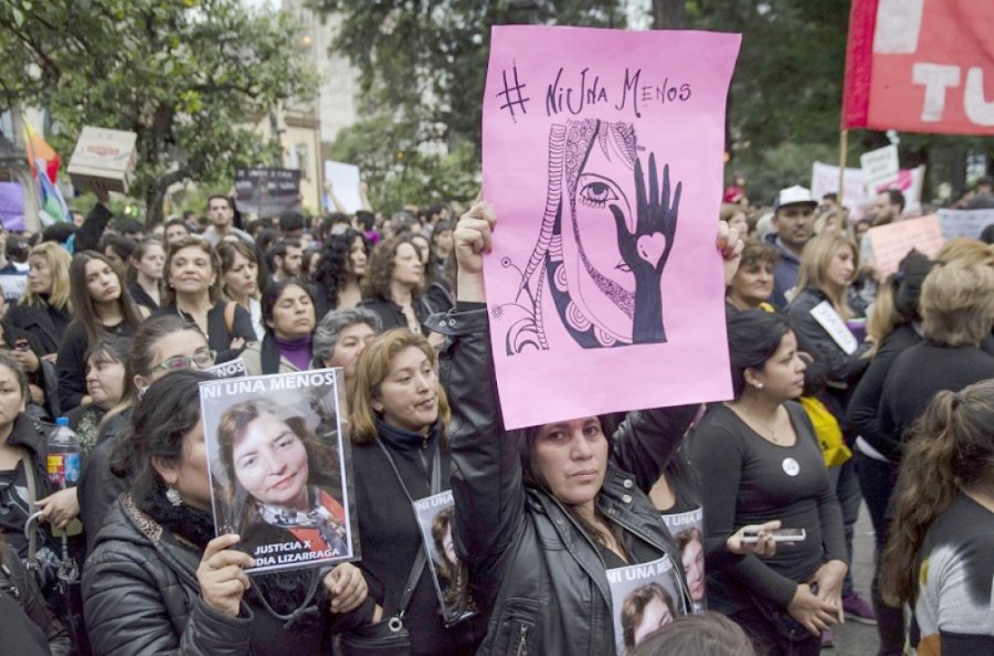 FOTO NA MOVILIZACION. Las mujeres salen a la calle en defensa de sus derechos y en busca de igualdad.