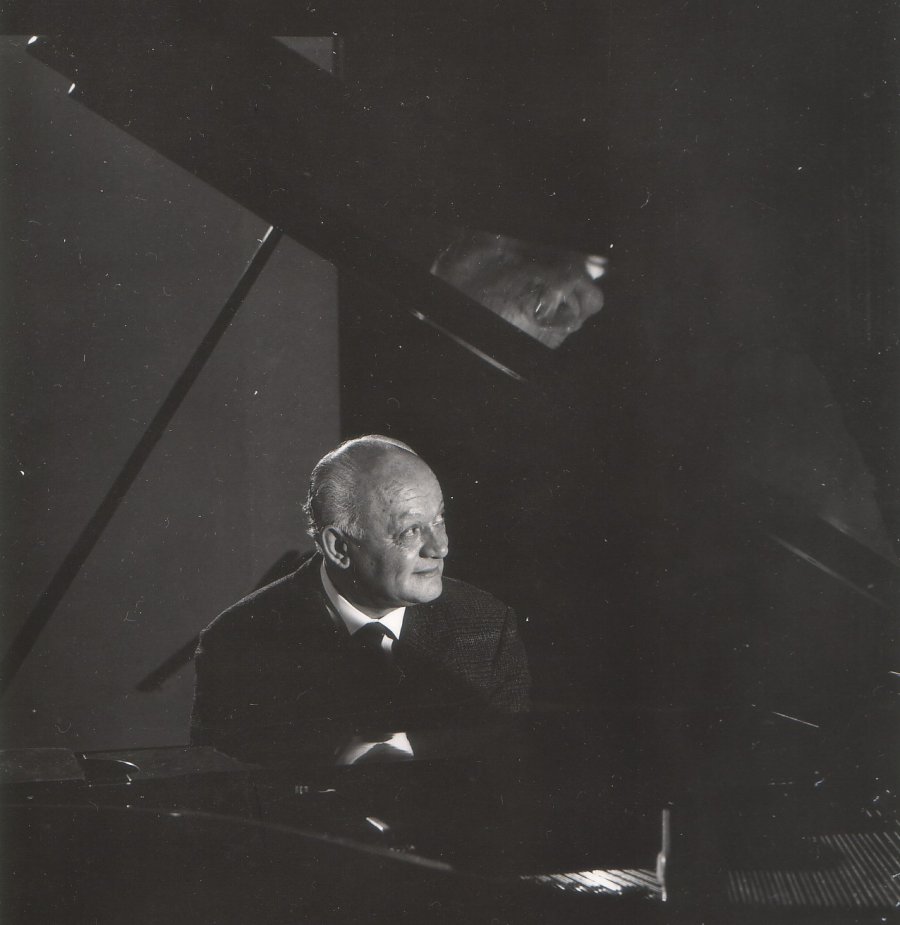 archivo Adolfo Previder&eacute;