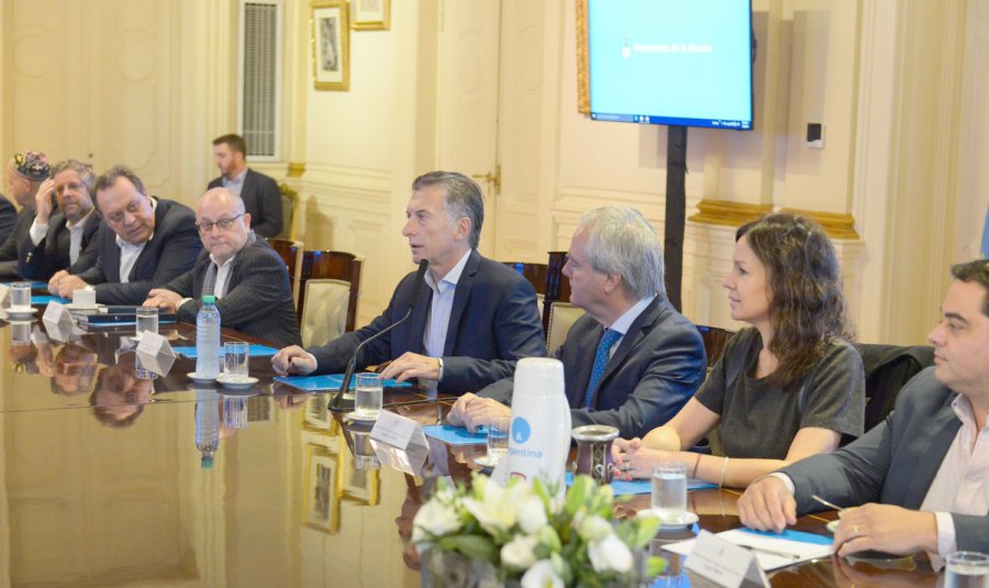 FOTO TWITTER M. MACRI REUNION DE GABINETE. El jueves, Macri se dej&oacute; ver con sus ministros en una semana en la que no se mostr&oacute; demasiado.