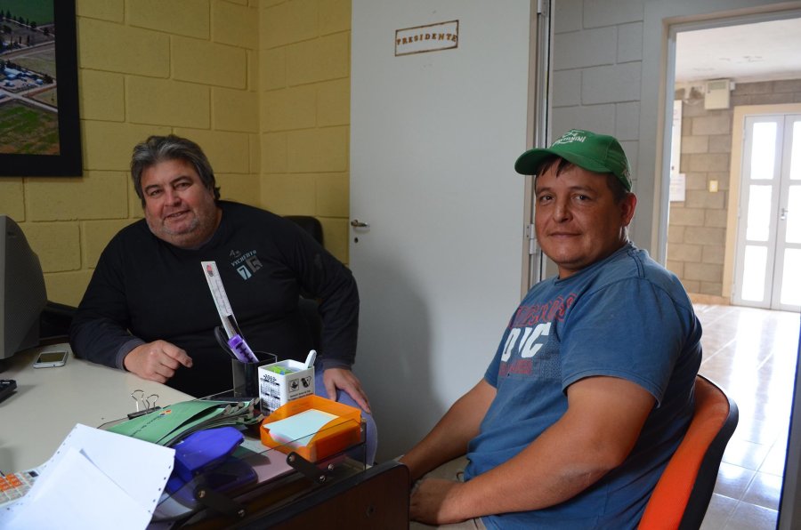 FOTO PRENSA COMUNA// ANUNCIOS ./ Fueron realizados por Gerardo Clausen y Ezequiel Acosta.