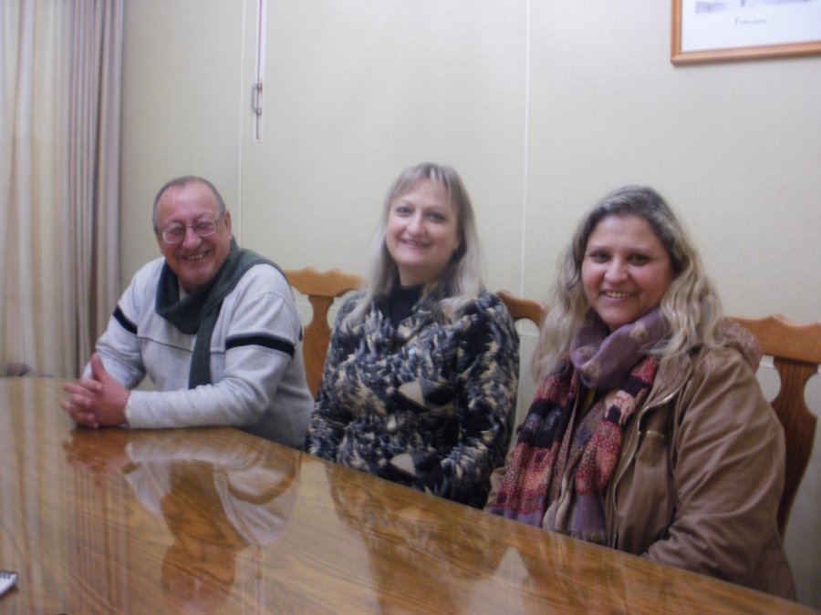FOTO LA OPINION// ANALISIS./ Juan Carlos Ceja, Patricia Plenazzio y Maricel Trejo.