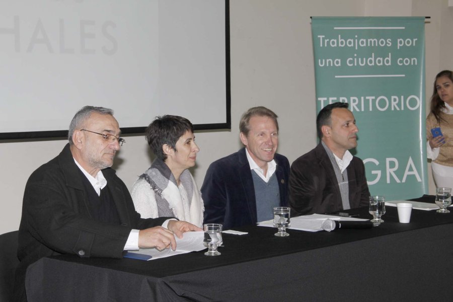 FOTO F. MELCHIORI// ANUNCIOS./ Fueron efectuados por Alcides Calvo, Andrea Ochat, Gonzalo Toselli y Gabriel Rosti.