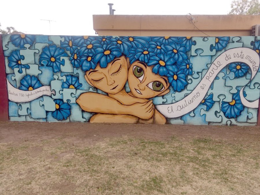 FOTO SCP// MURAL./ En su confecci&oacute;n confluyeron los aportes de Artentapiales , TGD y Padres Rafaela TEA.