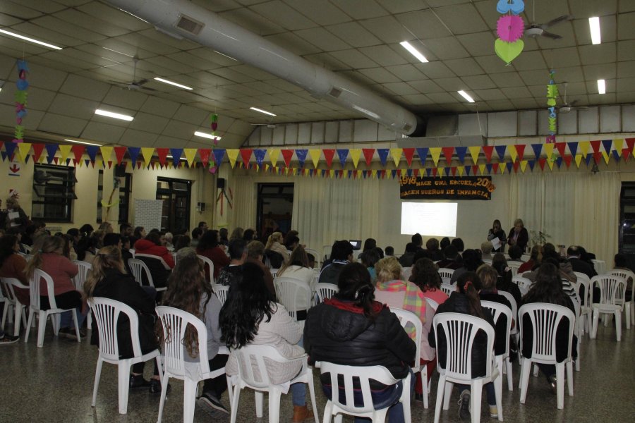 FOTO F. MELCHIORI// CEREMONIA./ Vista general del sal&oacute;n.