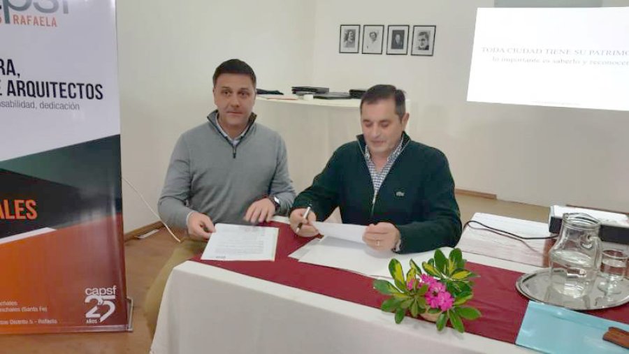 FOTO PRENSA CONCEJO// CONVENIO./ El momento en que fue sellado el acuerdo.