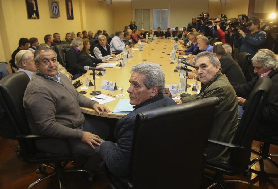 FOTO ARCHIVO NA CONDUCCION. Los dirigentes sindicales anticipan un alto acatamiento al paro.
