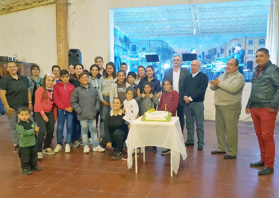 FOTO AC// CEREMONIA/  Uno de los emotivos momentos de la celebraci&oacute;n.