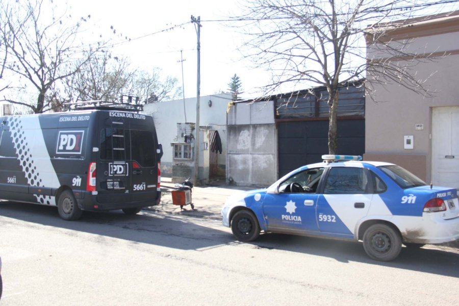 OPERATIVO. Se realizó en la esquina de Brigadier López y Zaffetti, en barrio Mora.  FOTO ARCHIVO. Lorena Antivero fue asesinada hace casi un año.
