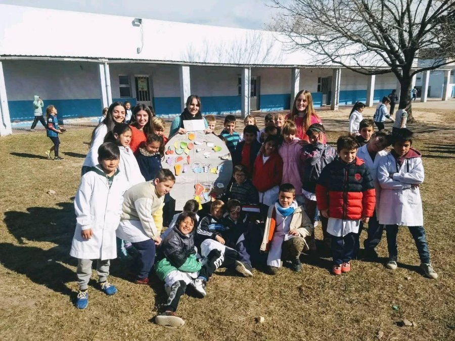 FOTO PRENSA UCES// ALIMENTACION SALUDABLE. Fue implementado un espacio l&uacute;dico-recreativo para concientizar en relaci&oacute;n a h&aacute;bitos saludables.