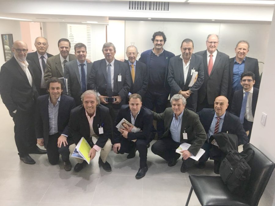 FOTO AGROINDUSTRIA DEMANDA TRIGUERA./ Reuni&oacute;n entre funcionarios de Argentina y Brasil.