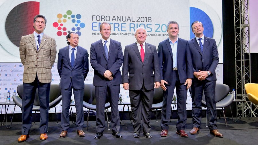 FOTO SCS FORO. Reuni&oacute;n de funcionarios en Paran&aacute;.
