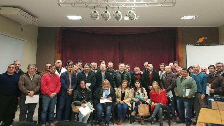 FOTO SCS// PARTICIPANTES./ El grupo que el mi&eacute;rcoles se reuni&oacute; en San  Crist&oacute;bal.