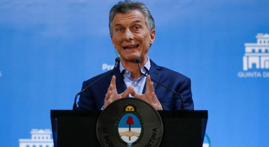 FOTO NA MACRI. Enfrent&oacute; al periodismo con respuestas cortas.