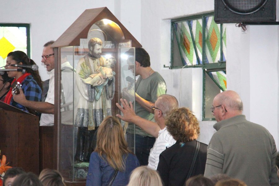 SAN CAYETANO./ Especial  celebraci&oacute;n para el protector del pan y el trabajo.