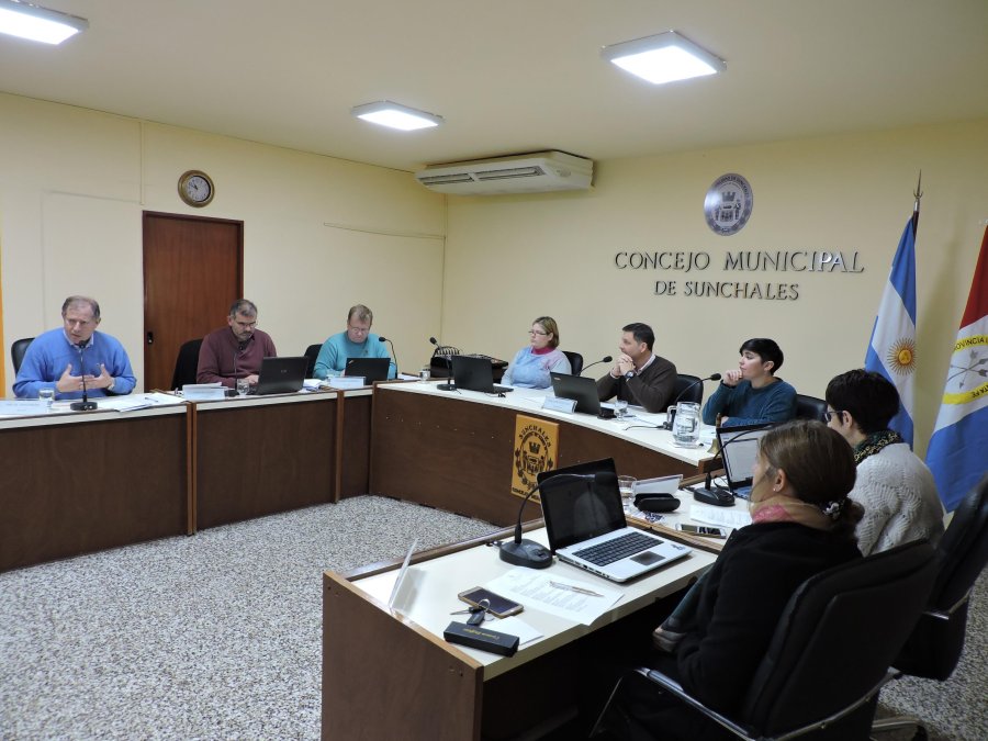 FOTO PRENSA CONCEJO// SESION ORDINARIA./ Los ediles durante el encuentro ordinario de la v&iacute;spera.