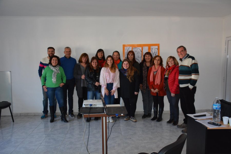 FOTO COMUNICACION// PARTICIPANTES./ El grupo que particip&oacute; de los cinco encuentros que comprendi&oacute; este primer Seminario de Buenas Pr&aacute;cticas.