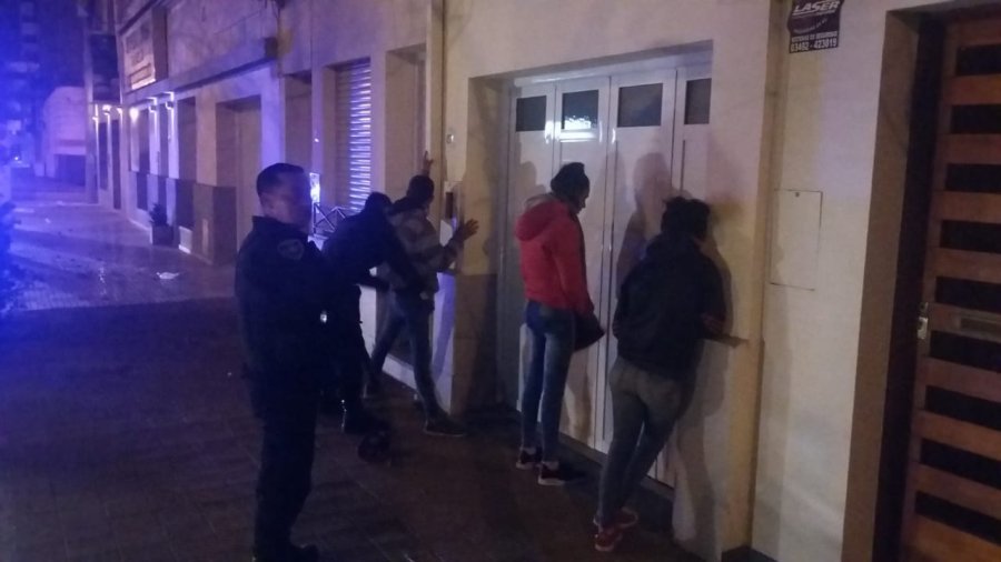 FOTO UR V ALEM AL 100. Los precoces ladrones detenidos.