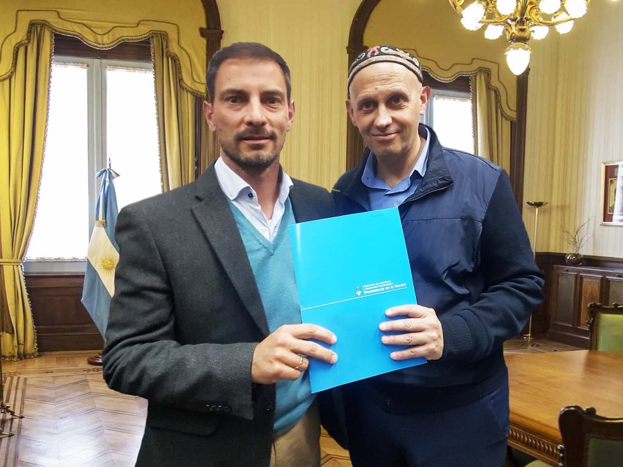 FOTO PRENSA COMUNA// CON EL MINISTRO./ Fabio Barbero y Sergio Bergman.