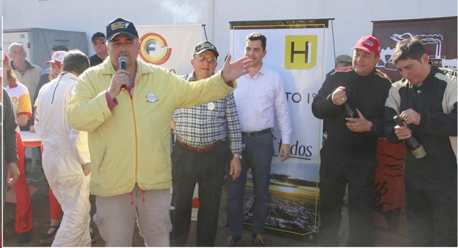 FINAL. - Gustavo Milanesio, titular del Centro Comercial, agradeciendo.