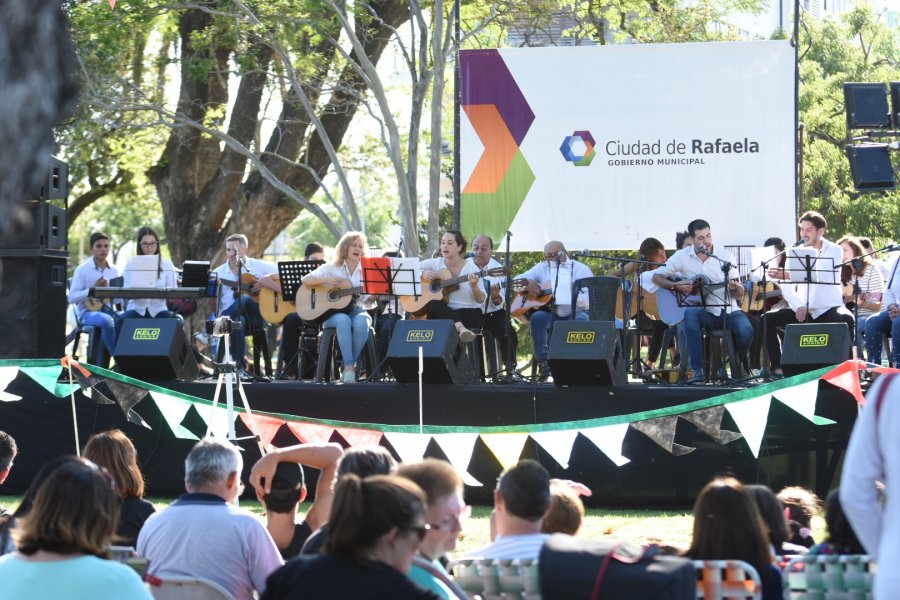 FOTO CP// TALLERES BARRIALES./ La propuesta fue variada y la respuesta  fue magn&iacute;fica.