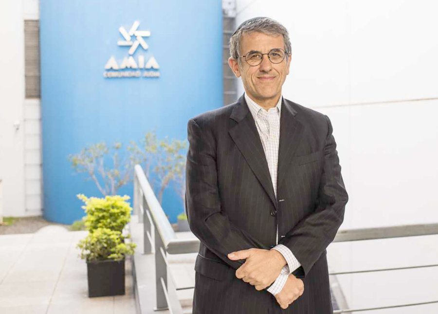 FOTO NA ZBAR./ Presidente de la AMIA.