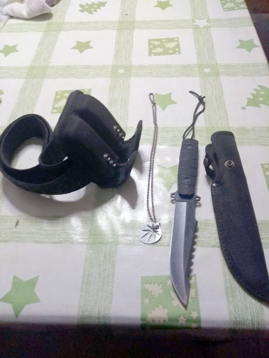 ARMA BLANCA. La polic&iacute;a lo detuvo por portarla.