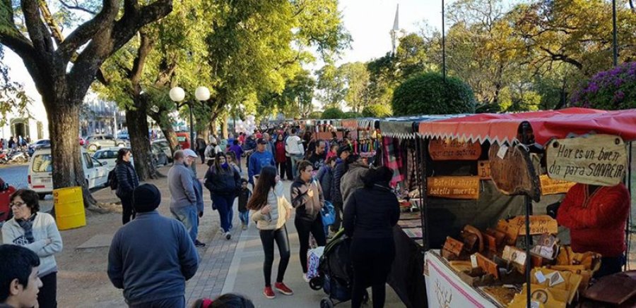 FOTO CP// FERIA DE ARTESANIAS./ Imagen capturada en una de las  exitosas realizaciones del a&ntilde;o anterior.
