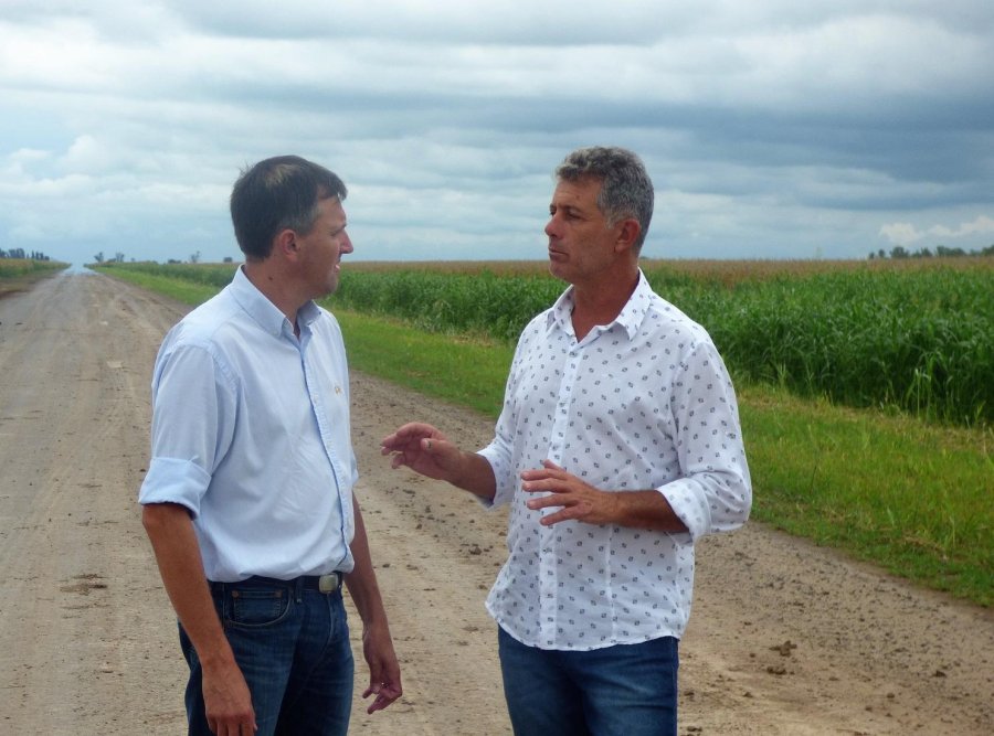 FOTO PRENSA 0M// EN LA RUTA// Rodolfo Giacosa y Omar Mart&iacute;nez.