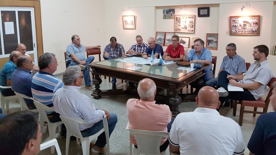 FOTO SCS// REUNION./ Un momento del encuentro celebrado en San Crist&oacute;bal.