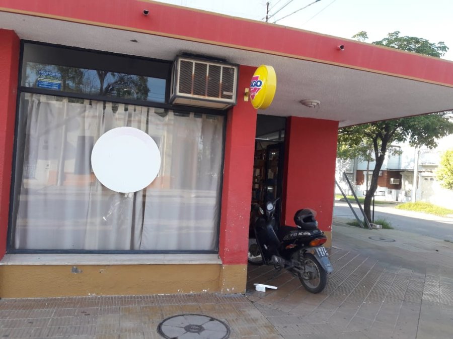 COMERCIO. Fue asaltado y se llevaron una importante cantidad de dinero.