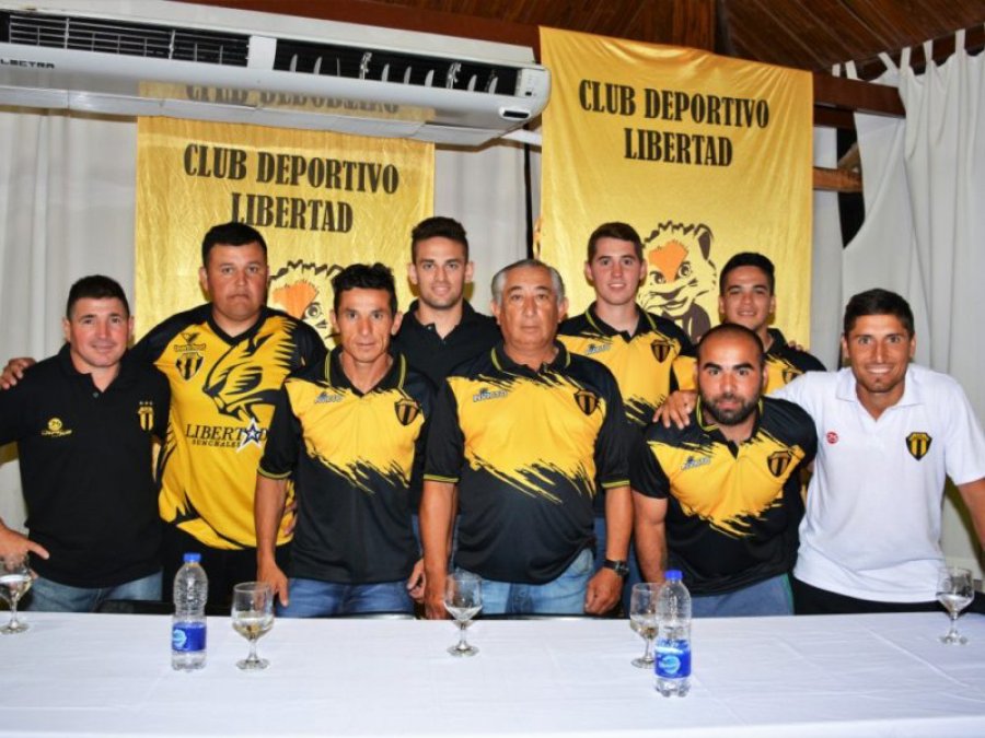FOTO PRENSA CLUB// EQUIPO DE TRABAJO./ Quienes tienen la responsabilidad de entrenar al semillero del f&uacute;tbol.