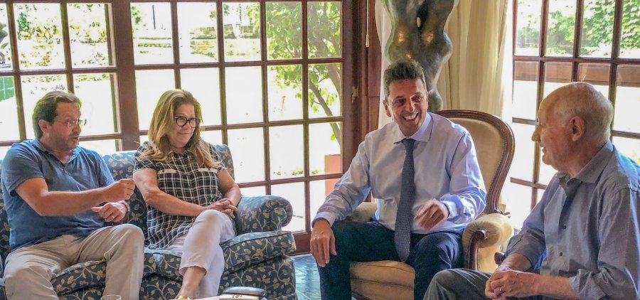 FOTO NA CUMBRE./ Se esperan conocer las conclusiones de esa reuni&oacute;n.