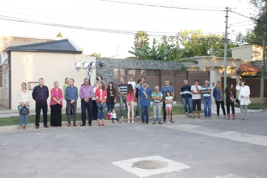 FOTO F. MELCHIORI// INAUGURACION./ Tuvo lugar en la intersecci&oacute;n de De&aacute;n Funes y Payr&oacute;.