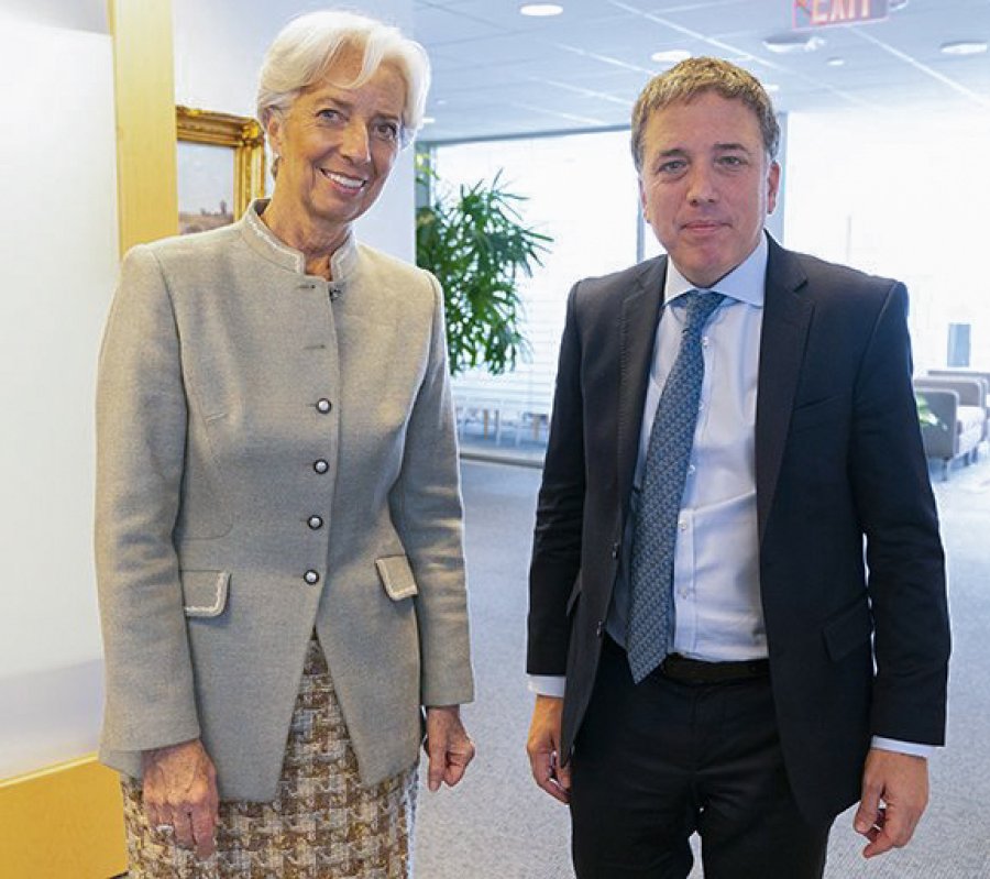 FOTO NA EN WASHINGTON. La jefa Lagarde con Dujovne.