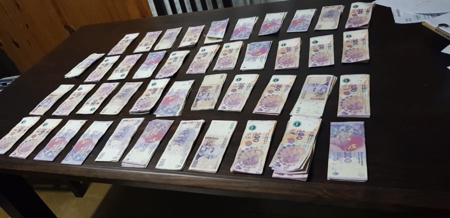 FOTO LA OPINION ROBO UNOS $ 85 MIL. Del dinero robado se pudo recuperar la suma aproximada a los $ 49.000.