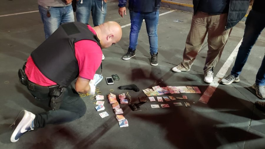FOTO NA DURO ENFRENTAMIENTO. Toda la Polic&iacute;a de la provincia est&aacute; conmocionada", se&ntilde;al&oacute; Roncaglia.